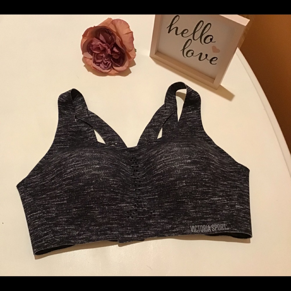 Victoria’s Secret Angel Max  Sports Bra 36D